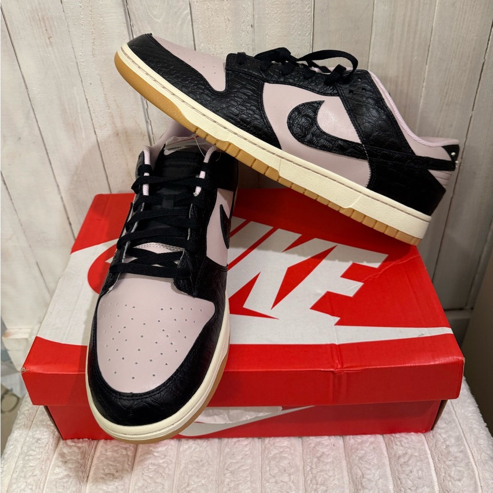 Nike Dunk Low Retro “Platinum Violet/Pink Foam/Black” – Men’s Size 12